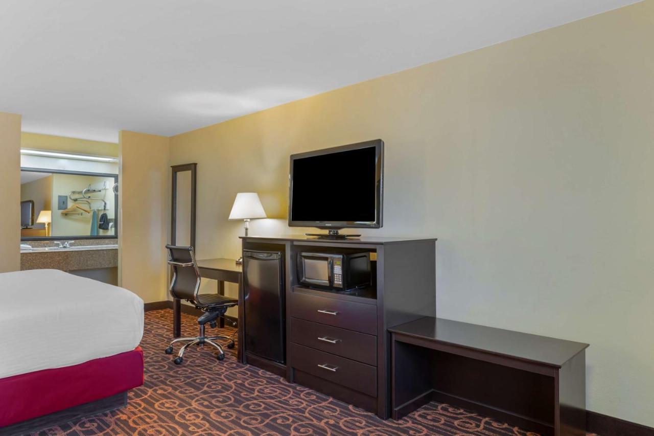 Hotel Western Benton